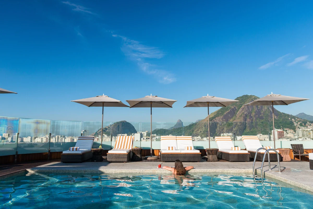 Rooftop Pool - Bossa Nova & Cristo Redentor